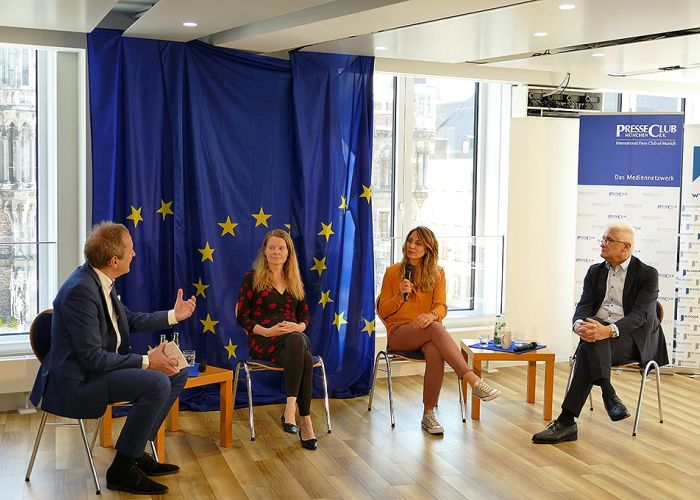 Diskussionen und Engagement für Europa Kommission unterstützt von Green Events Technology